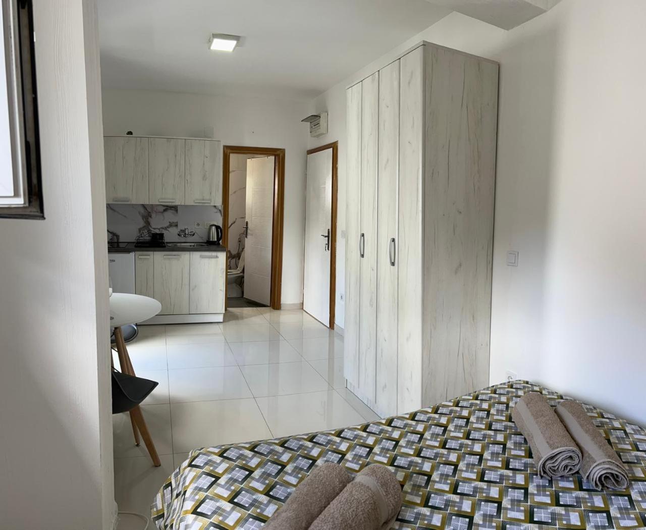 Apartments As Budva Bagian luar foto